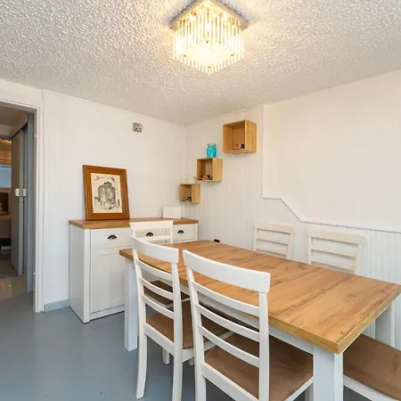 דירה 2 Bedroom Front In רטינה