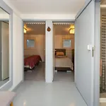 2 Bedroom Front In * Rtina