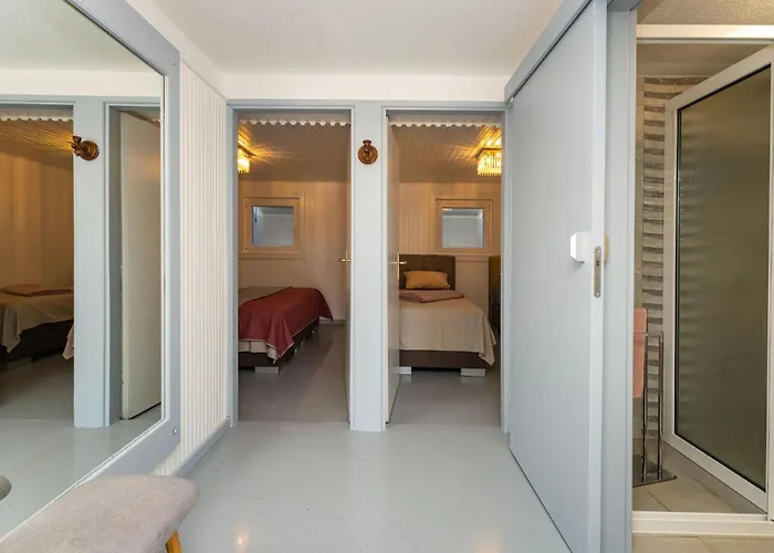 2 Bedroom Awesome In * Rtina